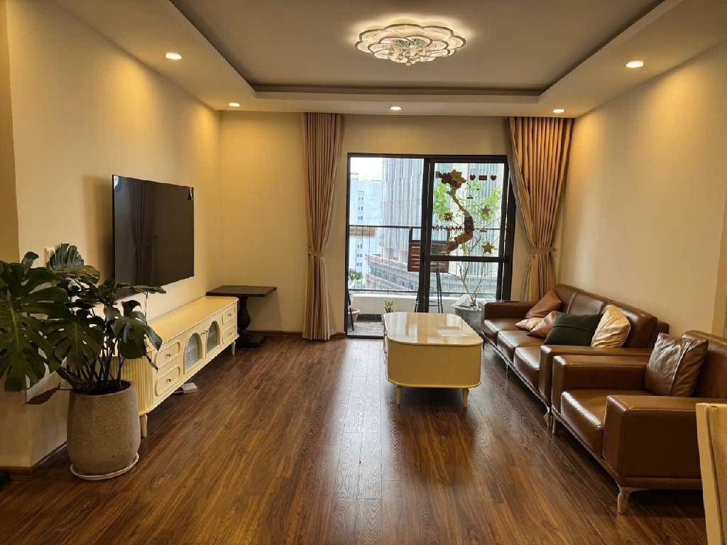 Bán nhà Lê Văn Lương - diện tích 129.6m2 8 tầng - Căn hộ thiết kế hiện đại - giá 15,5 tỷ