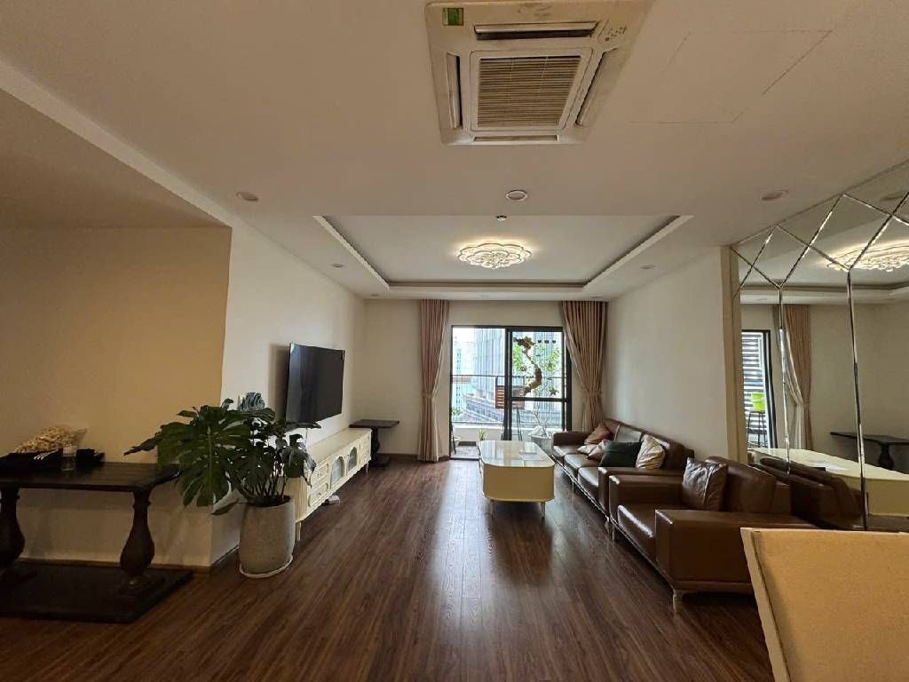 Bán nhà Lê Văn Lương - diện tích 129.6m2 8 tầng - Căn hộ thiết kế hiện đại - giá 15,5 tỷ