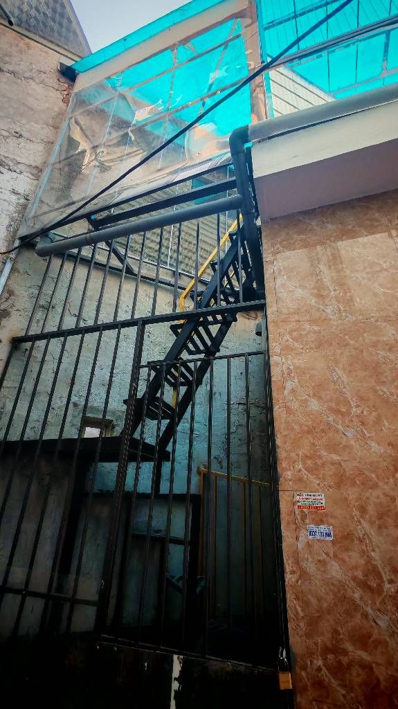 Bán nhà Vĩnh Hưng - diện tích 52m2 3 tầng - ô tô vào trong nhà - giá 4,8 tỷ