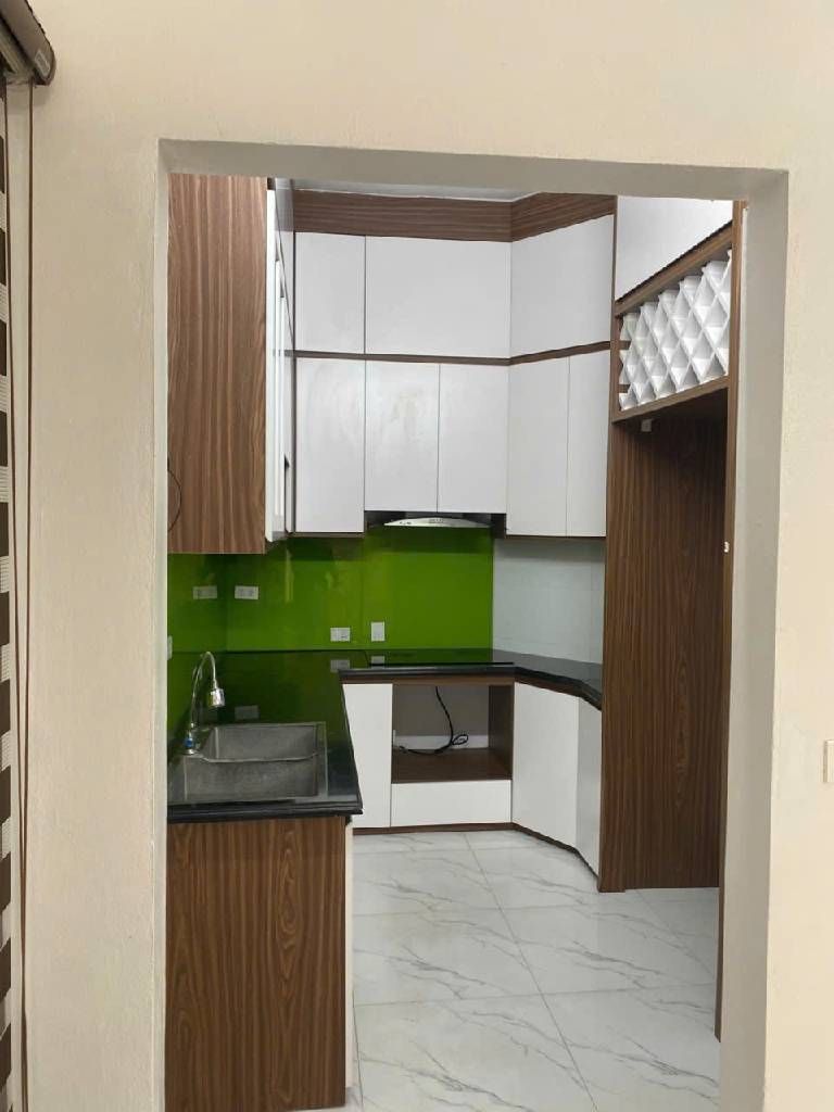 Bán nhà Vĩnh Hưng - diện tích 52m2 3 tầng - ô tô vào trong nhà - giá 4,8 tỷ