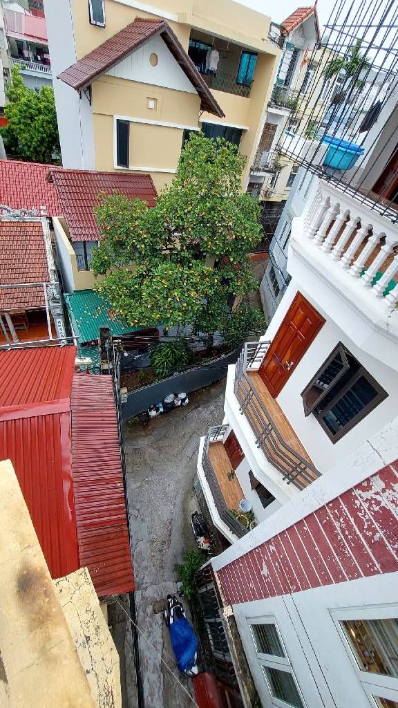 Bán nhà Định Công Hạ - diện tích 30.3m2 4 tầng - Nhà dân xây chắc chắn - giá 5,9 tỷ