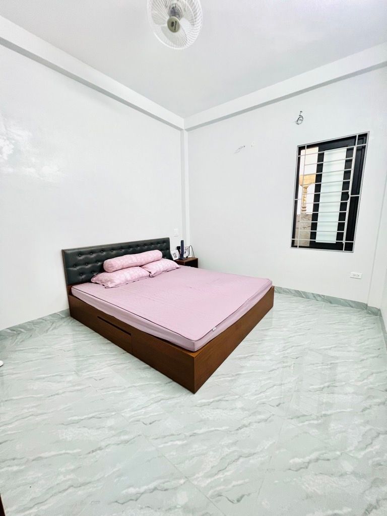 Bán nhà Thuý Lĩnh - diện tích 43m2 5 tầng - Ô tô đỗ cách 5m - giá 8,4 tỷ