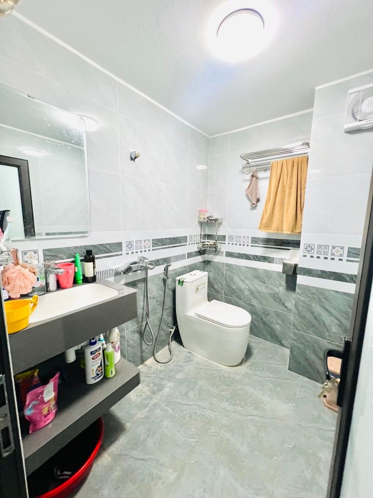 Bán nhà Thuý Lĩnh - diện tích 43m2 5 tầng - Ô tô đỗ cách 5m - giá 8,4 tỷ