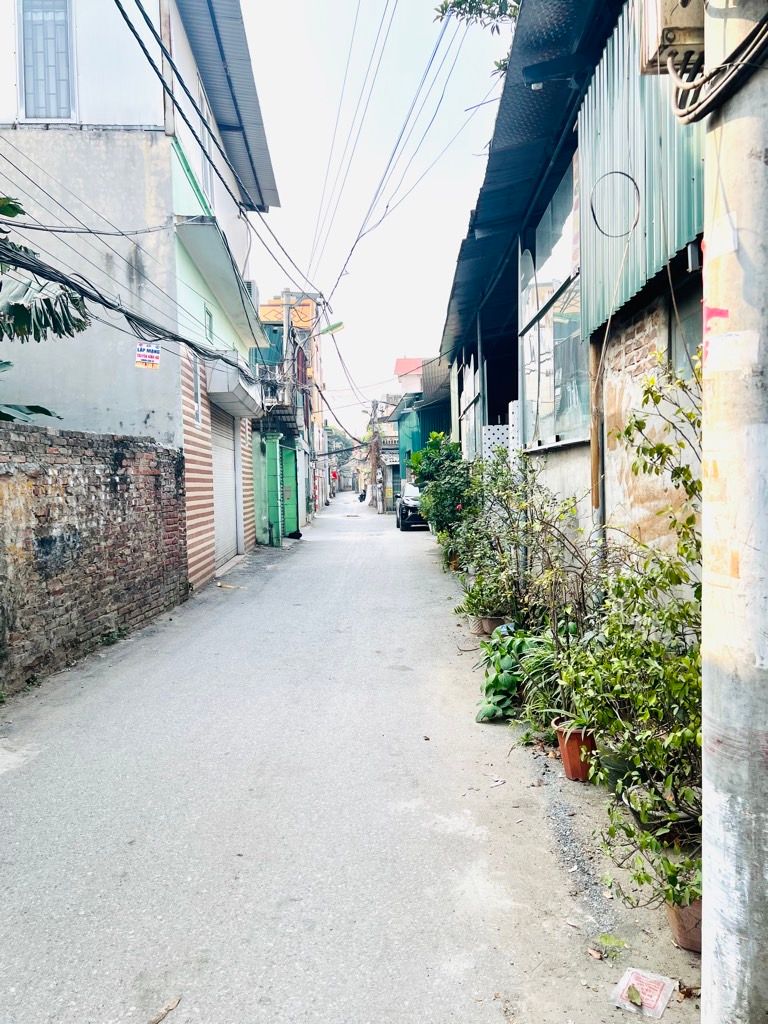 Bán nhà Thuý Lĩnh - diện tích 43m2 5 tầng - Ô tô đỗ cách 5m - giá 8,4 tỷ