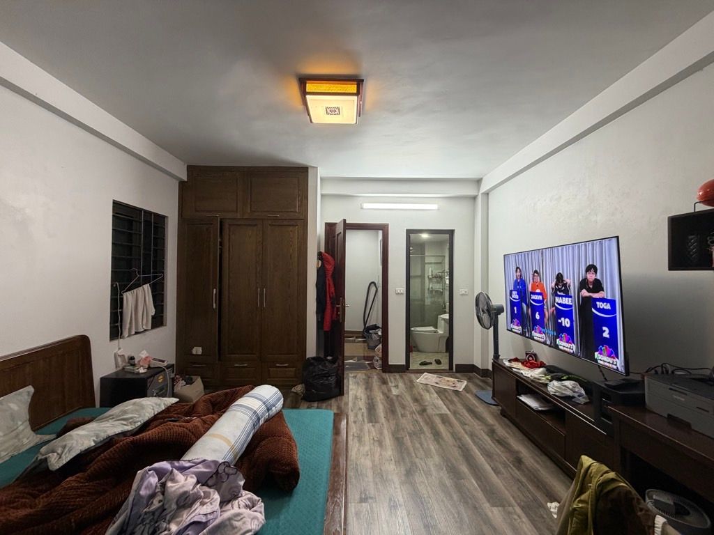 Bán nhà ngõ 12 Phan Đình Giót - 33m2 6 tầng - lô góc ô tô kinh doanh - giá 13,2 tỷ