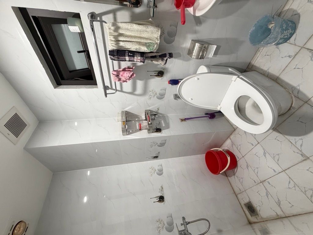 Bán nhà ngõ 12 Phan Đình Giót - 33m2 6 tầng - lô góc ô tô kinh doanh - giá 13,2 tỷ