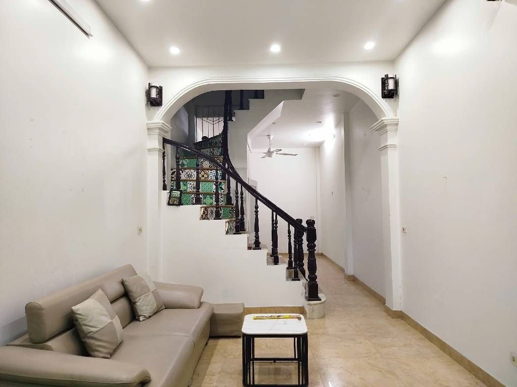 Bán nhà Nguyễn Phúc Lai - diện tích 42m2 4 tầng - Mặt ngõ thông kinh doanh - giá 13,5 tỷ