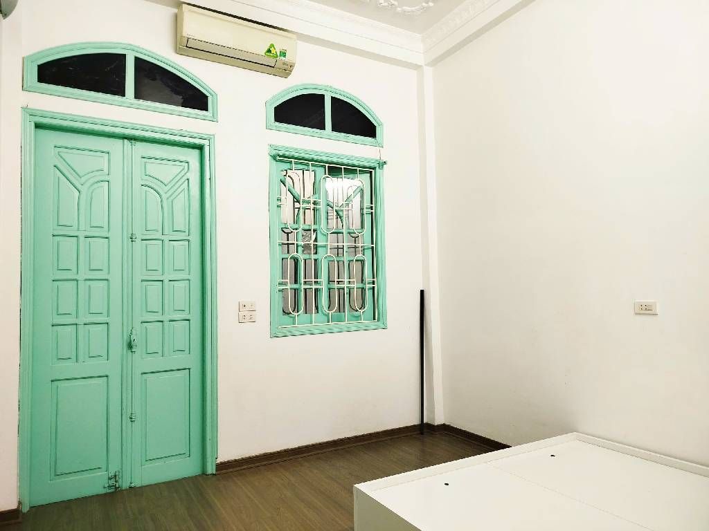 Bán nhà Nguyễn Phúc Lai - diện tích 42m2 4 tầng - Mặt ngõ thông kinh doanh - giá 13,5 tỷ