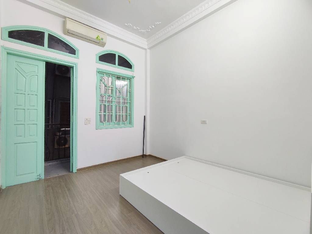 Bán nhà Nguyễn Phúc Lai - diện tích 42m2 4 tầng - Mặt ngõ thông kinh doanh - giá 13,5 tỷ