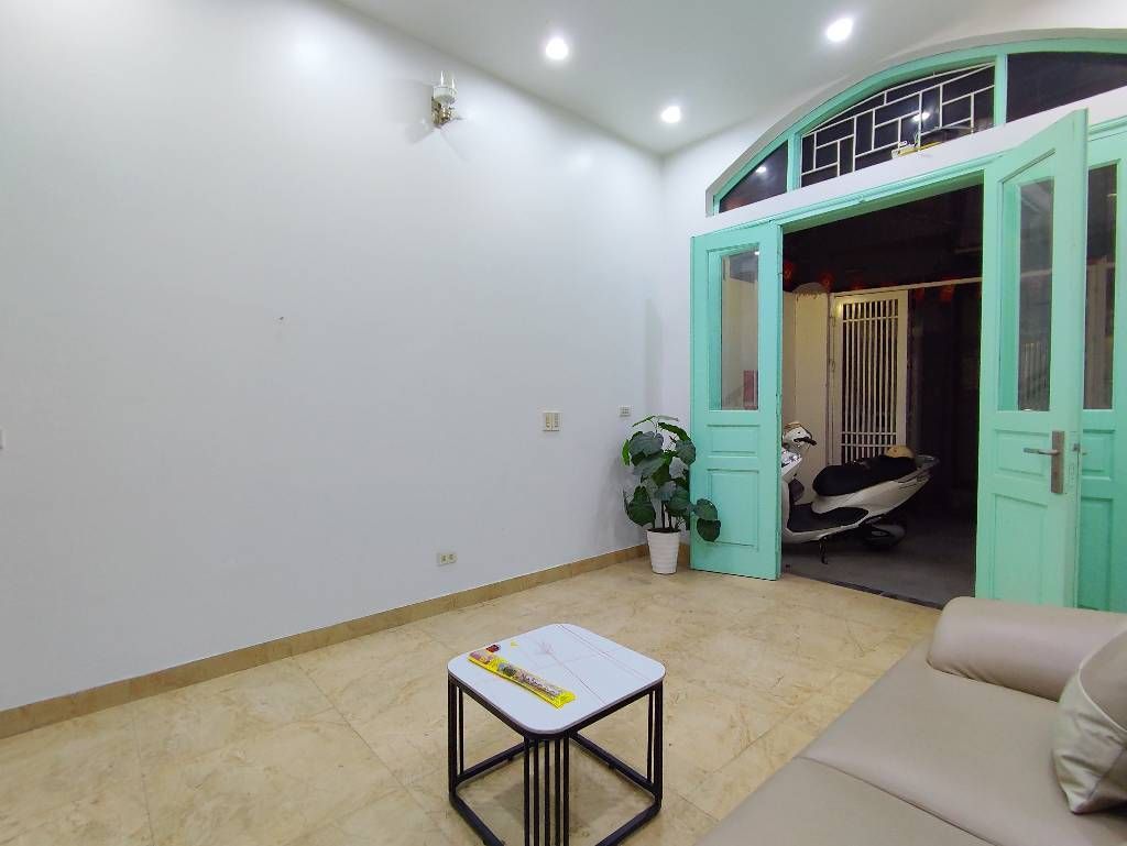 Bán nhà Nguyễn Phúc Lai - diện tích 42m2 4 tầng - Mặt ngõ thông kinh doanh - giá 13,5 tỷ