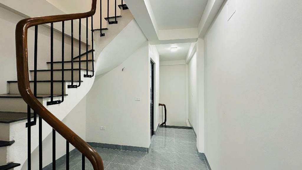 Bán nhà Thúy Lĩnh - diện tích 35.6m2 5 tầng - Nhà phân lô Hoàng Mai - giá 10,2 tỷ