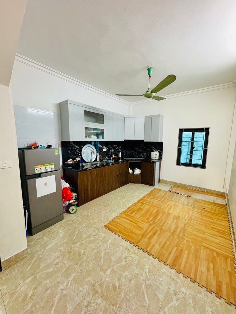 Bán nhà Định Công Hạ - diện tích 45m2 4 tầng - ô tô đỗ cửa - giá 3,4 tỷ