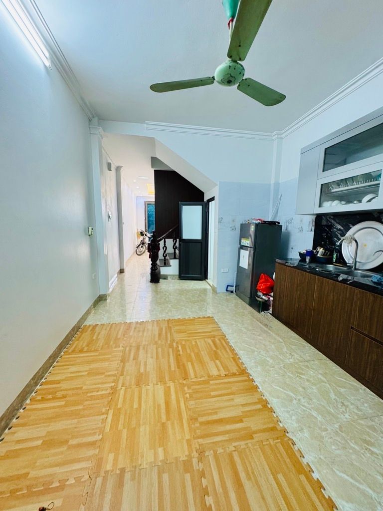 Bán nhà Định Công Hạ - diện tích 45m2 4 tầng - ô tô đỗ cửa - giá 3,4 tỷ