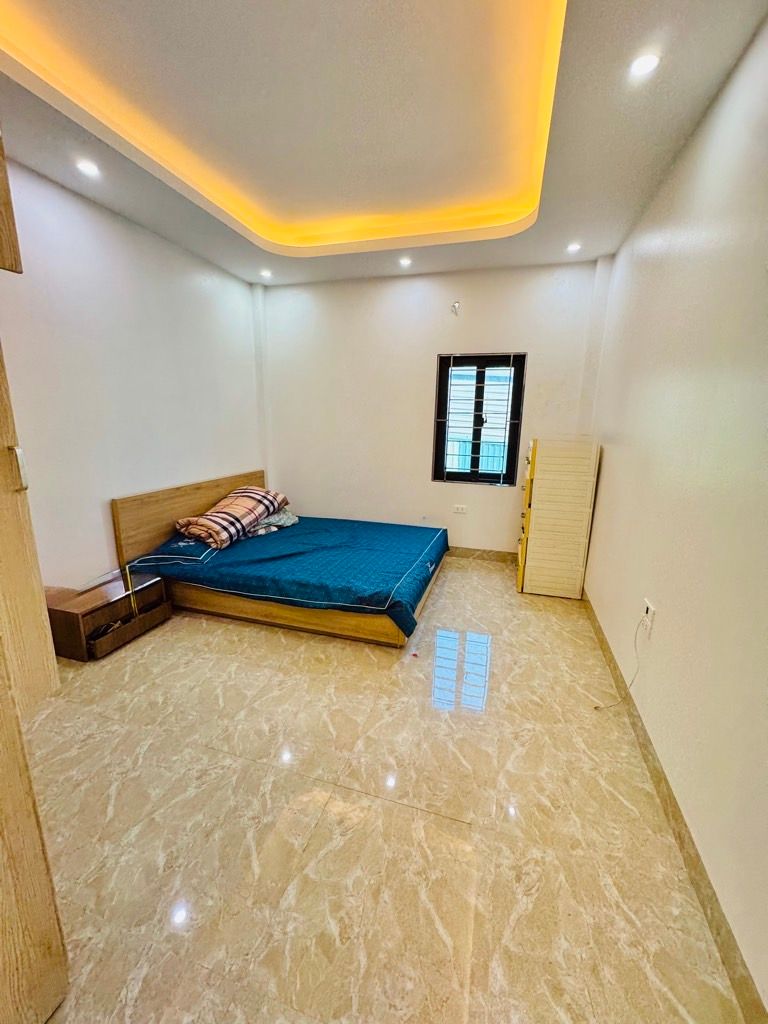 Bán nhà Định Công Hạ - diện tích 45m2 4 tầng - ô tô đỗ cửa - giá 3,4 tỷ