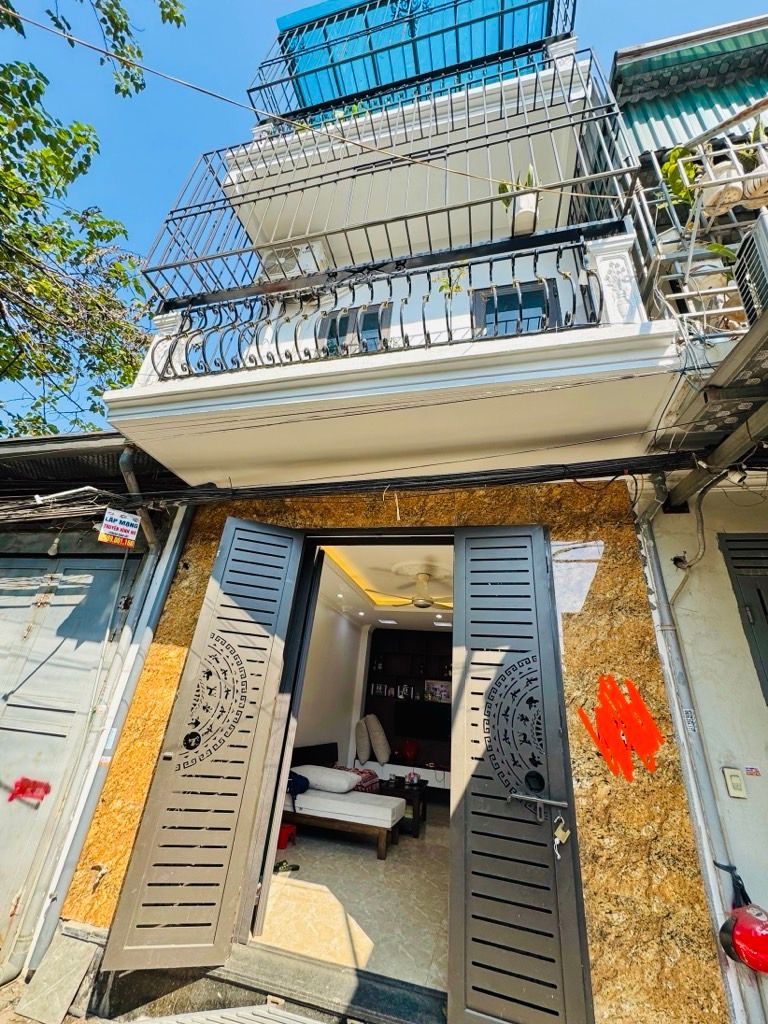 Bán nhà Định Công Hạ - diện tích 45m2 4 tầng - ô tô đỗ cửa - giá 3,4 tỷ