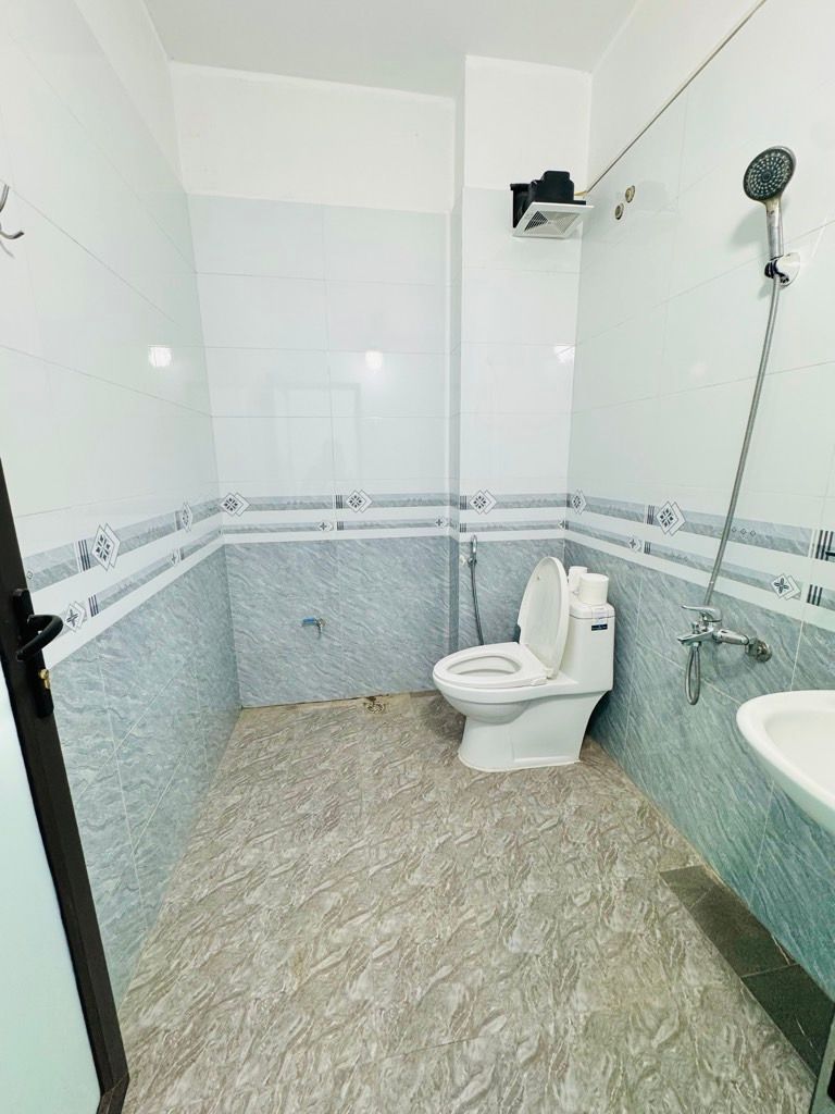 Bán nhà Định Công Hạ - diện tích 45m2 4 tầng - ô tô đỗ cửa - giá 3,4 tỷ