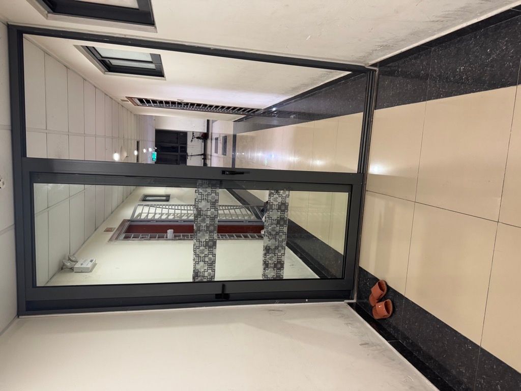 Bán nhà Trịnh Đình Cửu - diện tích 56m2 1 tầng - Căn hộ View mặt phố - giá 5,35 tỷ