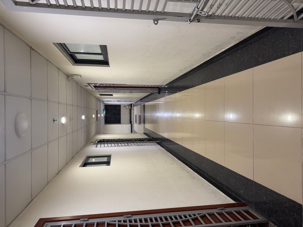 Bán nhà Trịnh Đình Cửu - diện tích 56m2 1 tầng - Căn hộ View mặt phố - giá 5,35 tỷ