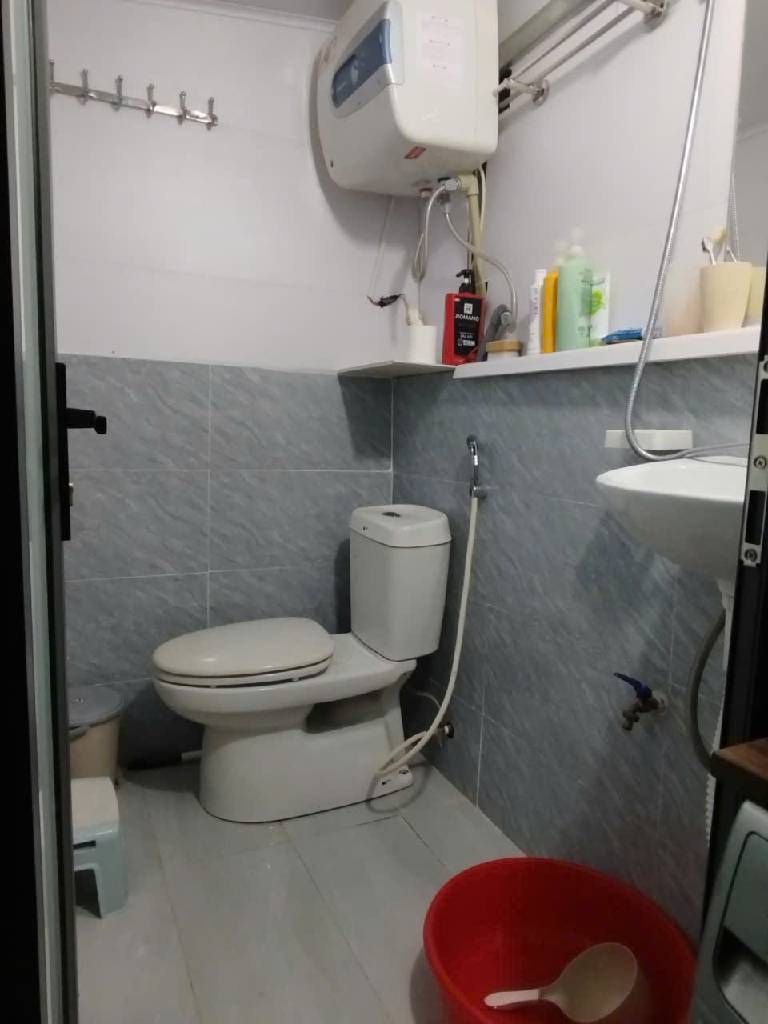 Bán nhà Định Công Hạ - diện tích 30m2 2 tầng - Cần bán gấp - giá 2,2 tỷ