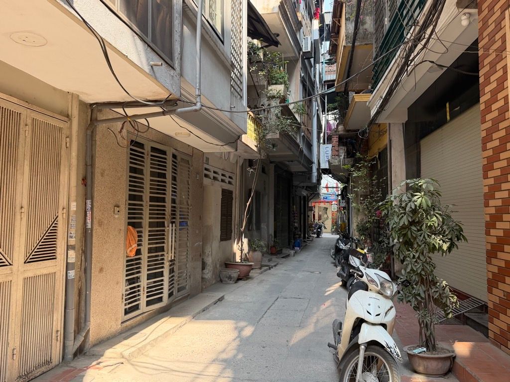 Bán nhà Giếng Mứt - diện tích 36.5m2 3 tầng - Lô góc - giá 10,5 tỷ