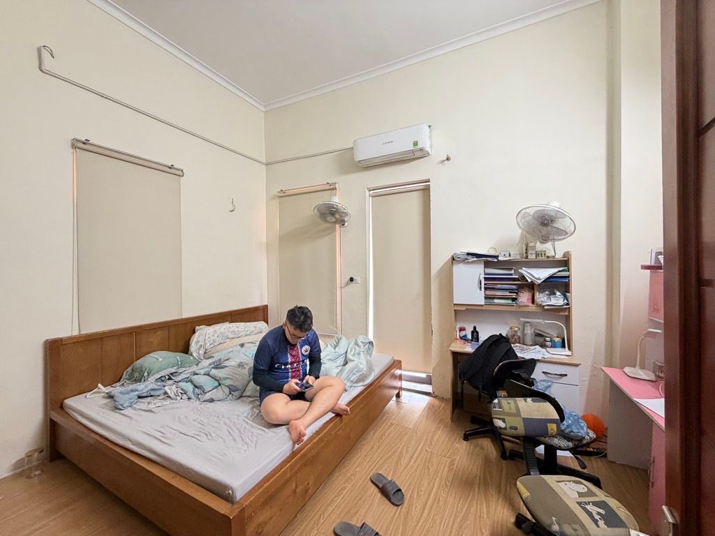 Bán nhà Giếng Mứt - diện tích 36.5m2 3 tầng - Lô góc - giá 10,5 tỷ