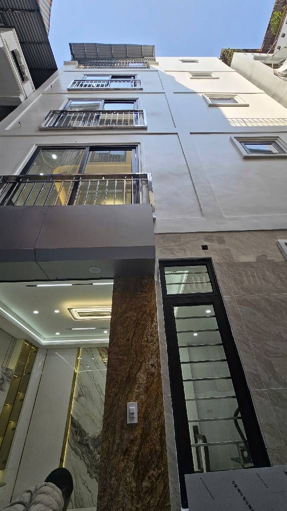 Bán nhà Ngõ Quỳnh - diện tích 35m2 5 tầng - Thang máy - giá 10,8 tỷ