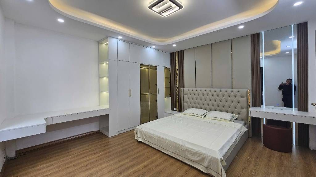 Bán nhà Ngõ Quỳnh - diện tích 35m2 5 tầng - Thang máy - giá 10,8 tỷ