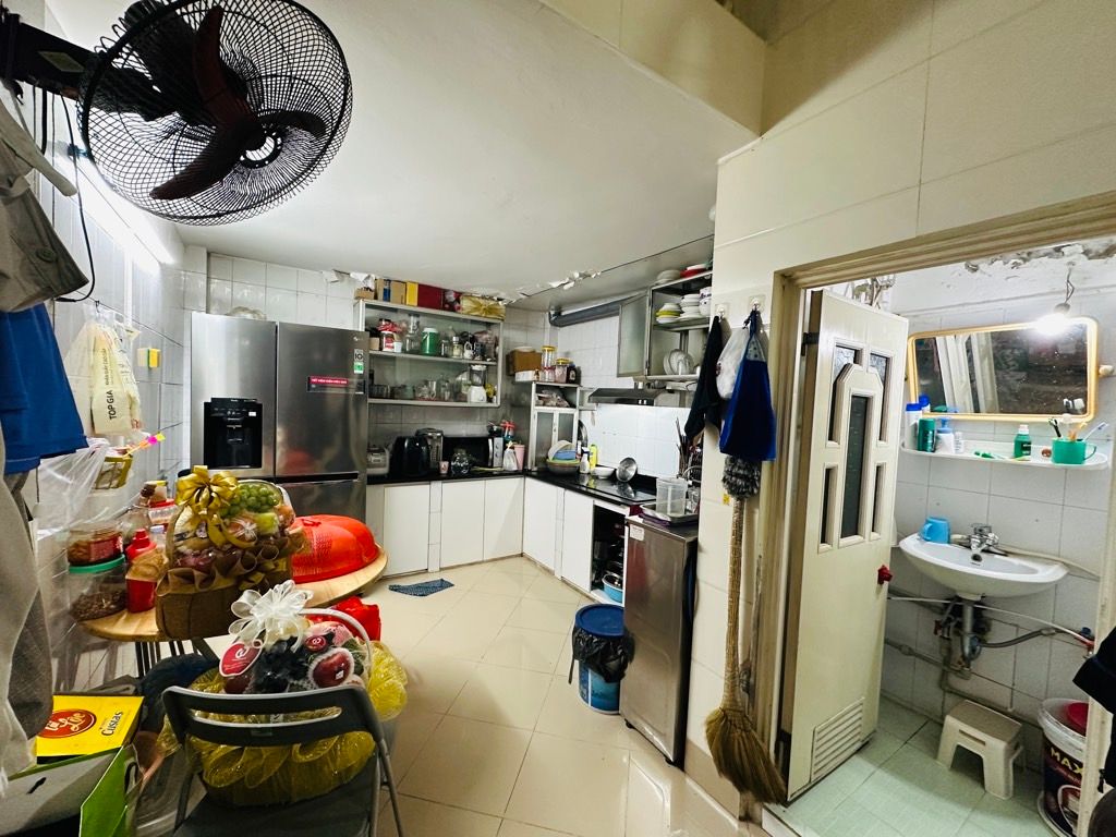 Bán nhà Trương Định - diện tích 35,4m2 4 tầng - ô tô tránh - giá 7,9 tỷ