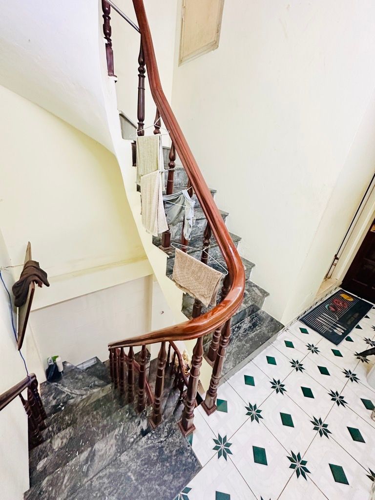 Bán nhà Trương Định - diện tích 35,4m2 4 tầng - ô tô tránh - giá 7,9 tỷ