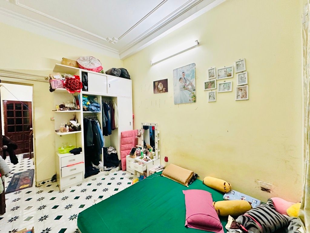 Bán nhà Trương Định - diện tích 35,4m2 4 tầng - ô tô tránh - giá 7,9 tỷ