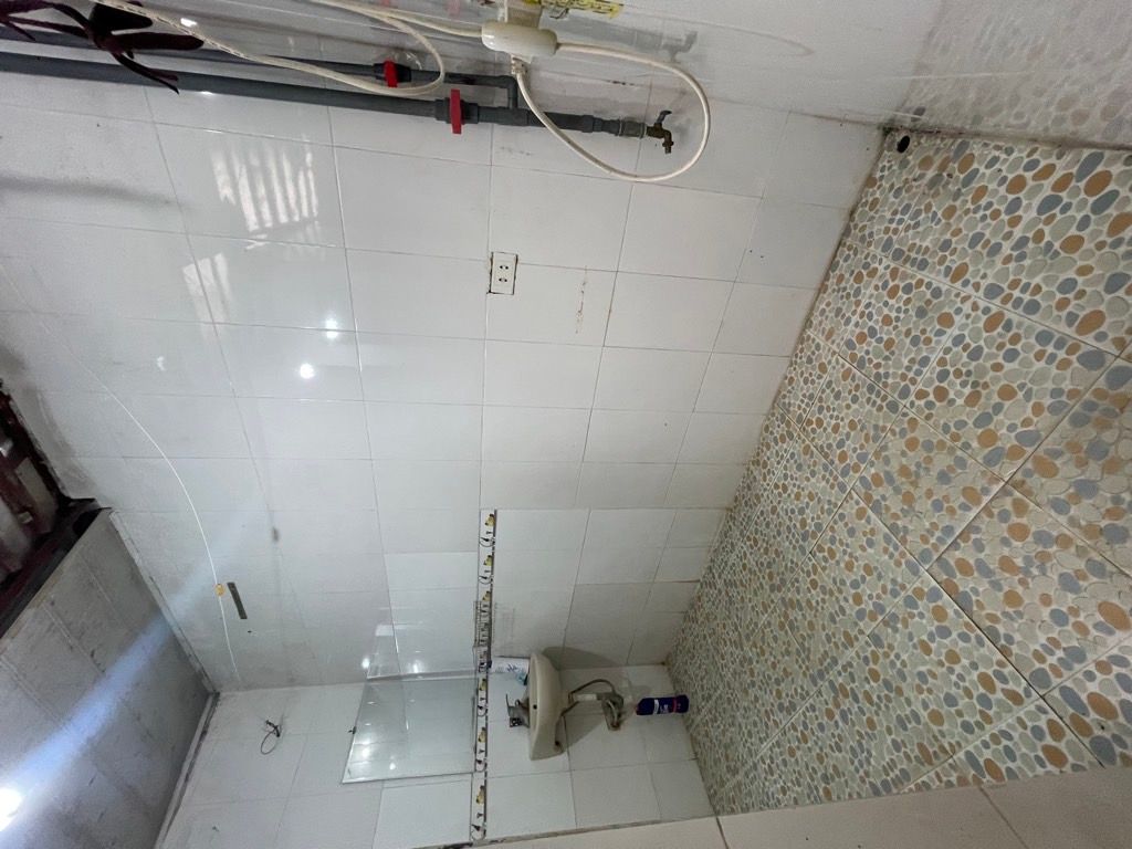 Bán nhà Mai Động - diện tích 42m2 2 tầng - Lô góc - giá 3,15 tỷ