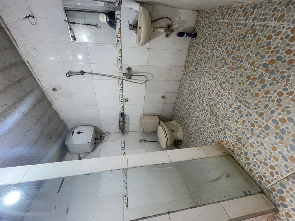 Bán nhà Mai Động - diện tích 42m2 2 tầng - Lô góc - giá 3,15 tỷ