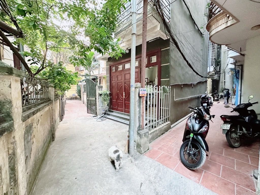 Bán nhà Nguyễn Khoái - diện tích 32m2 5 tầng - Cực phẩm phân lô - giá 7,2 tỷ