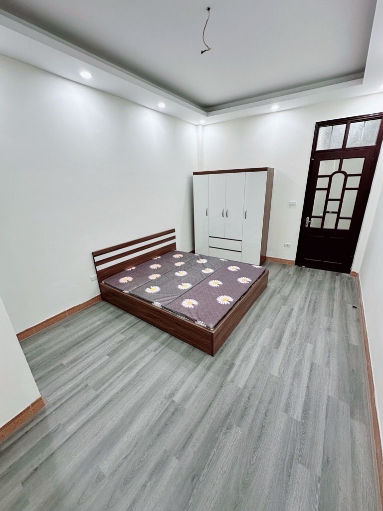 Bán nhà Nguyễn Khoái - diện tích 32m2 5 tầng - Cực phẩm phân lô - giá 7,2 tỷ