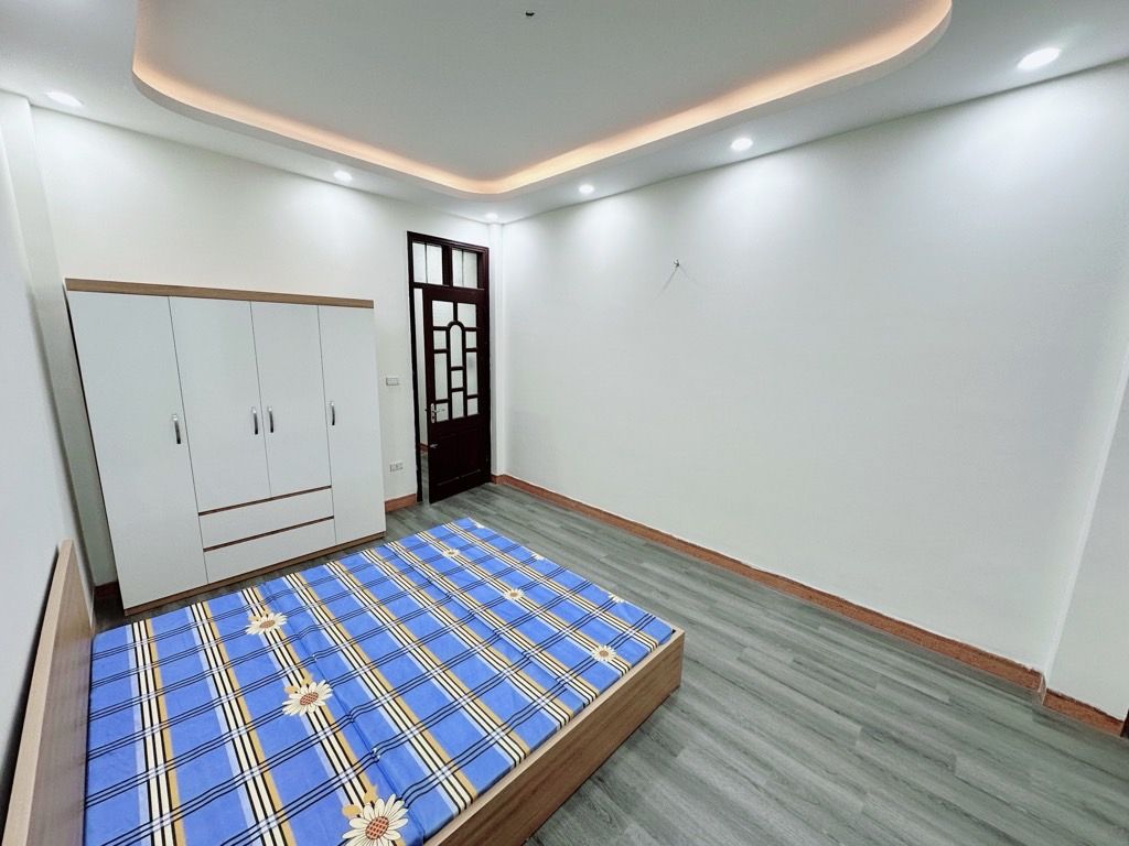 Bán nhà Nguyễn Khoái - diện tích 32m2 5 tầng - Cực phẩm phân lô - giá 7,2 tỷ