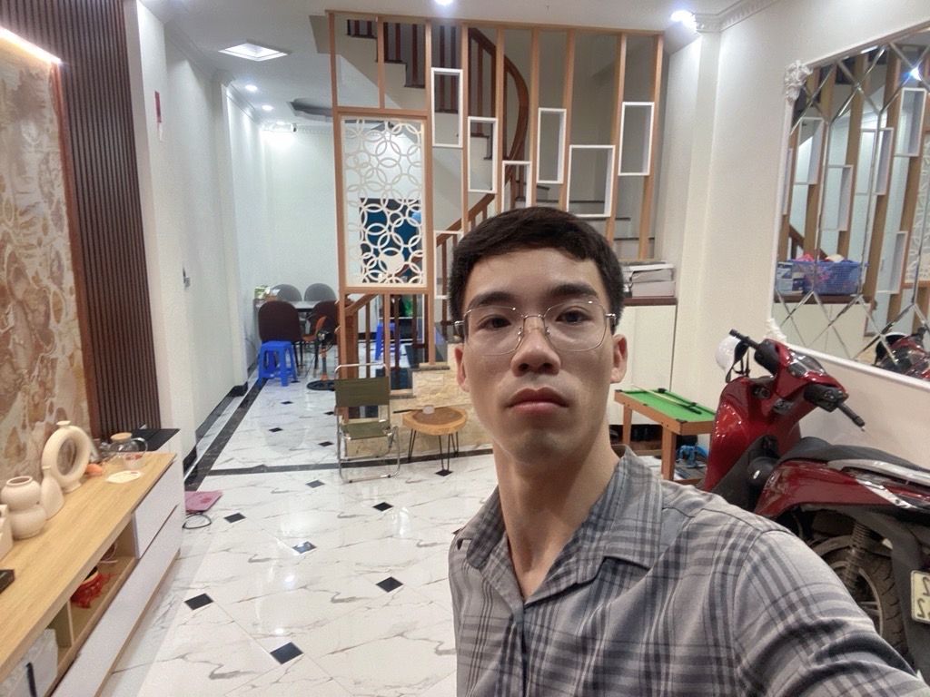 Bán nhà Đường Láng - diện tích 40m2 5 tầng - gần ô tô - giá 12 tỷ