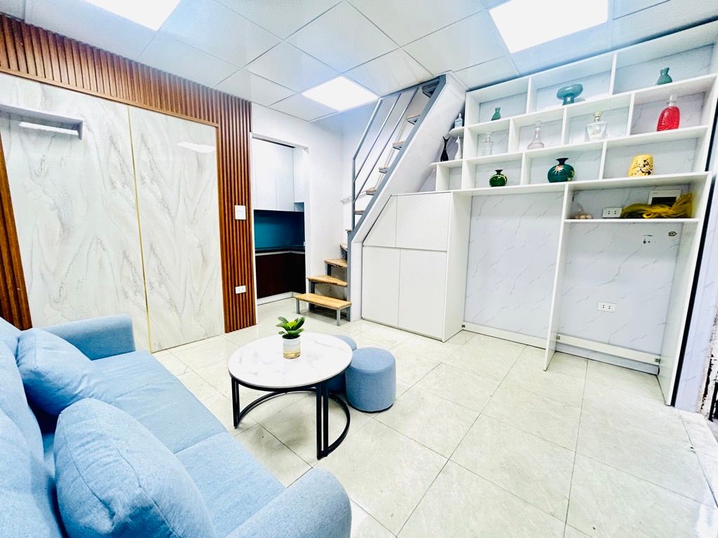 Bán nhà Lĩnh Nam - diện tích 22.4m2 2 tầng - Nhà chưa sổ - giá 2,55 tỷ