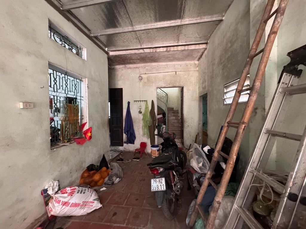 Bán nhà Thụy Lĩnh - diện tích 50m2 1 tầng - Lô góc 2 mặt thoáng - giá 7,9 tỷ