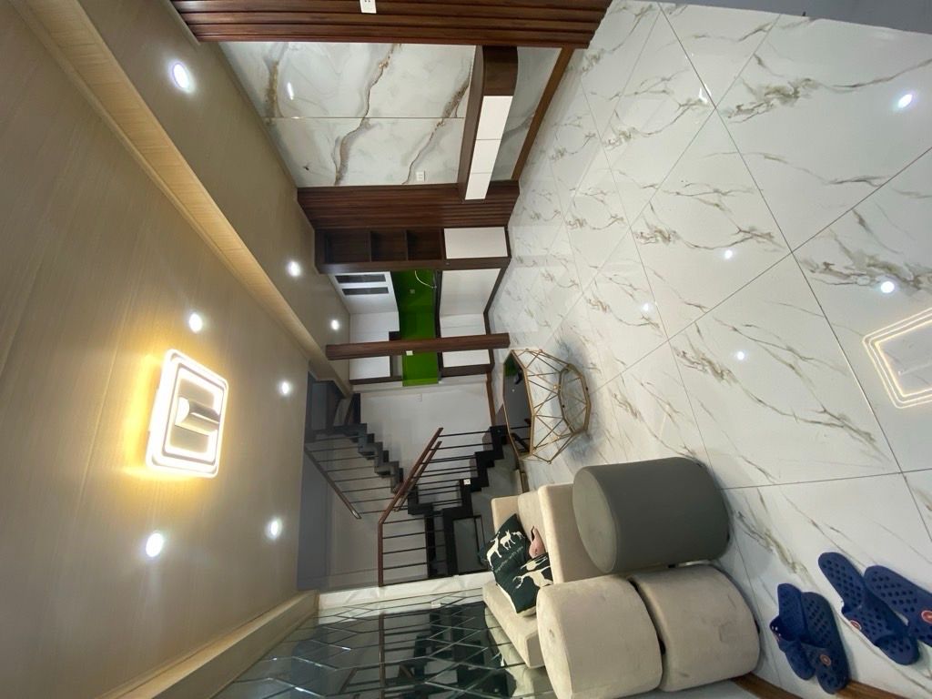 Bán nhà Đông Thiên - diện tích 28m2 5 tầng - Lô góc cực thoáng - giá 3,6 tỷ