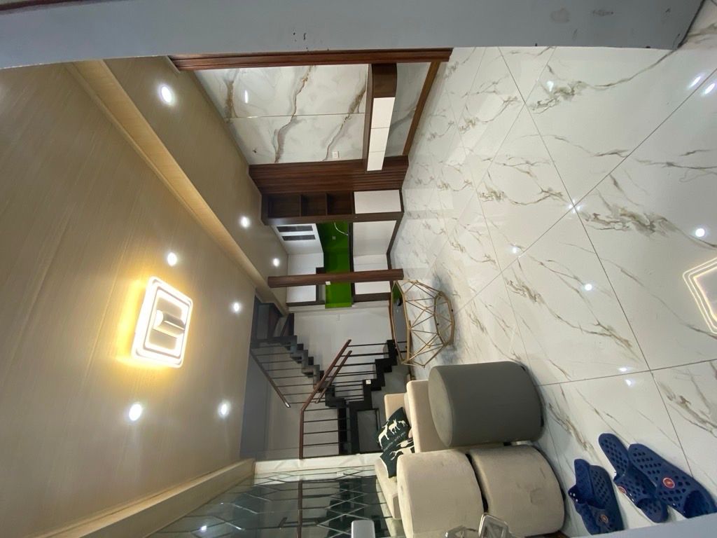 Bán nhà Đông Thiên - diện tích 28m2 5 tầng - Lô góc cực thoáng - giá 3,6 tỷ