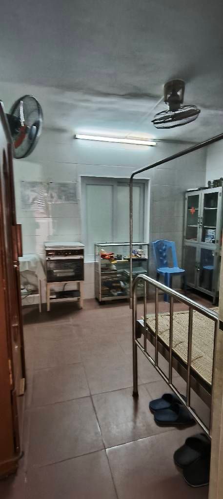 Bán nhà Quỳnh Mai - diện tích 24m2 1 tầng - Mặt phố kinh doanh đa hình thức - giá 8,7 tỷ