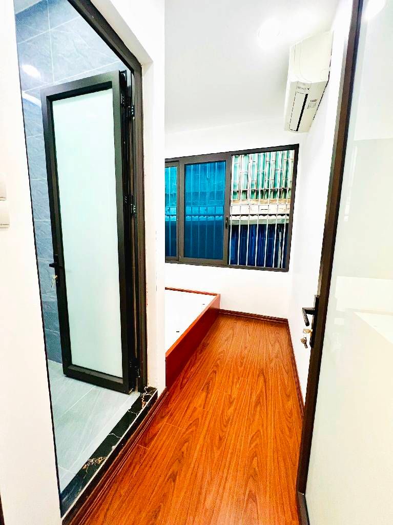 Bán nhà Nguyễn Trãi - diện tích 16,4m2 1 tầng - Ô tô đỗ cầu thang - giá 3,3 tỷ