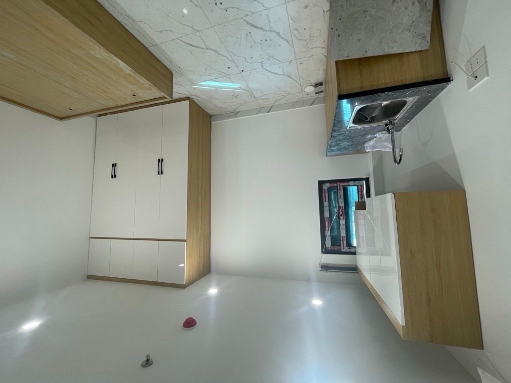 Bán nhà Lĩnh Nam - diện tích 50m2 6 tầng - Nhà mới, cho thuê 50 triệu/tháng - giá 13,5 tỷ