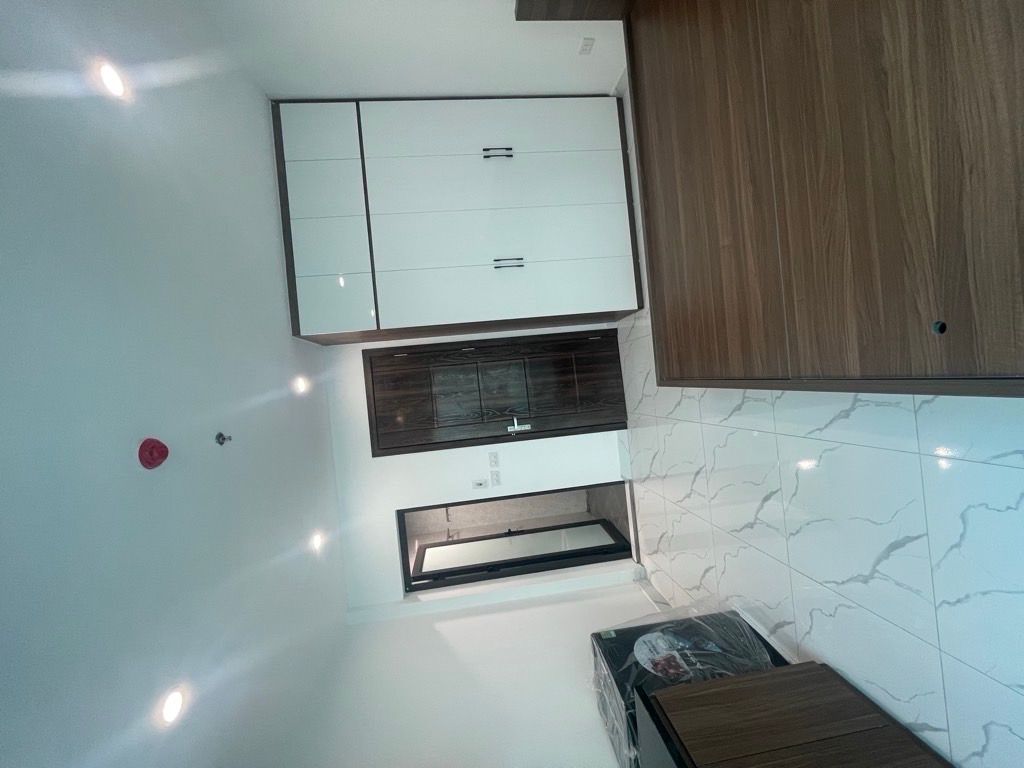 Bán nhà Lĩnh Nam - diện tích 50m2 6 tầng - Nhà mới, cho thuê 50 triệu/tháng - giá 13,5 tỷ