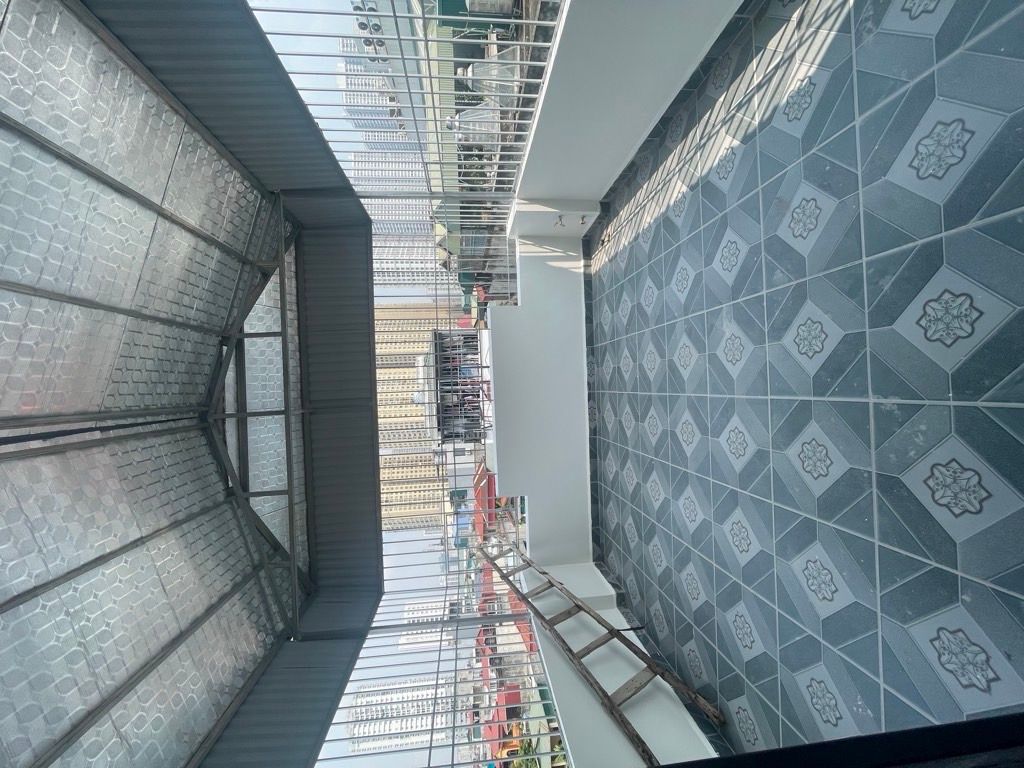 Bán nhà Lĩnh Nam - diện tích 50m2 6 tầng - Nhà mới, cho thuê 50 triệu/tháng - giá 13,5 tỷ