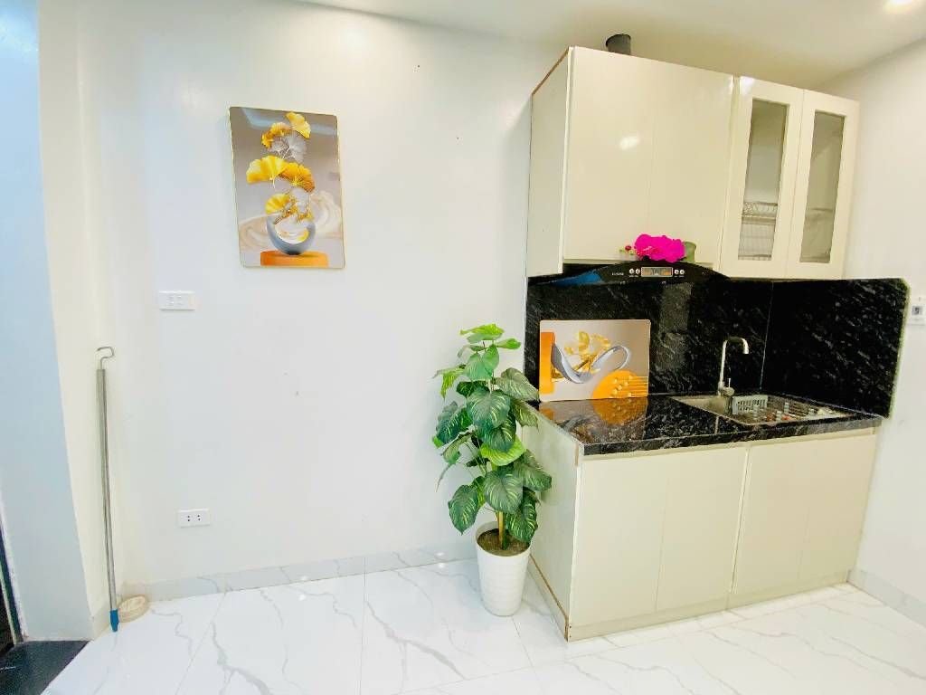 Bán nhà Khương Thượng - diện tích 12m2 5 tầng - Nhà mới kính kong - giá 3,8 tỷ