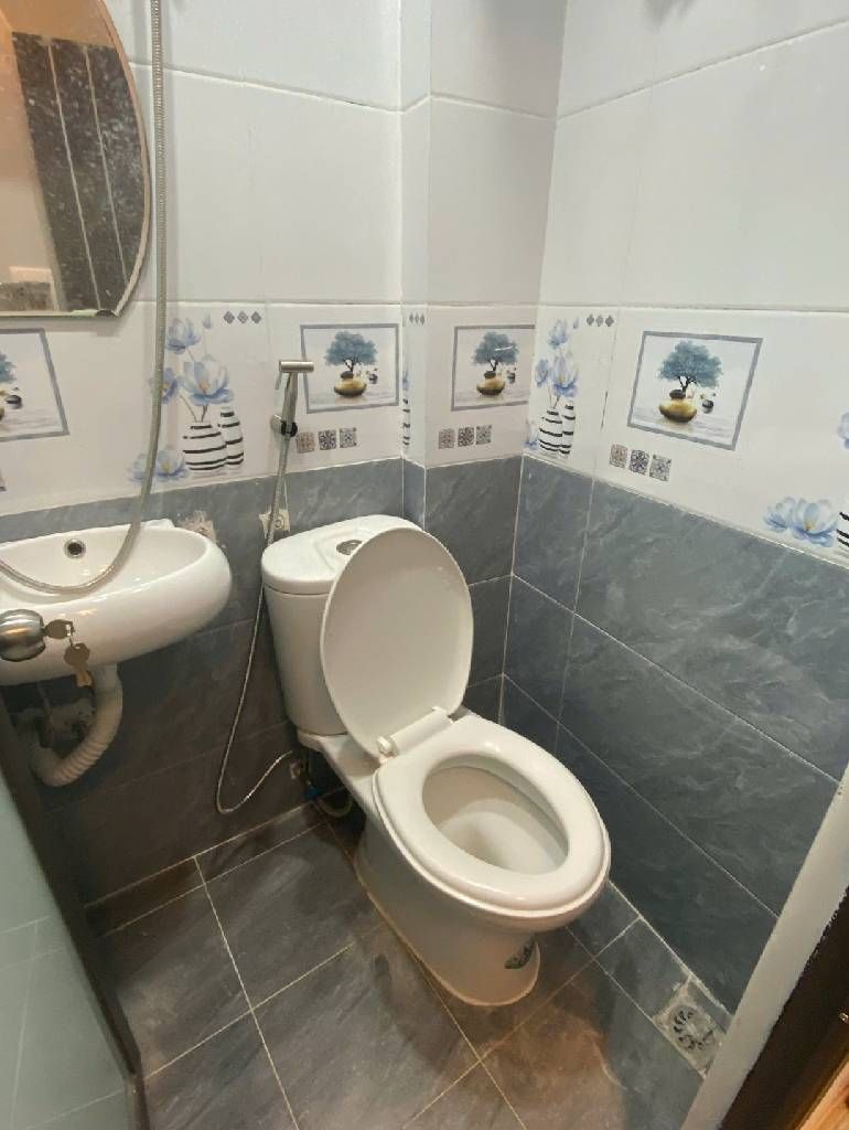 Bán nhà Khương Thượng - diện tích 12m2 5 tầng - Nhà mới kính kong - giá 3,8 tỷ