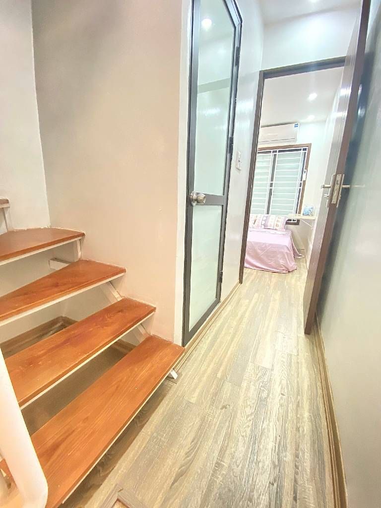 Bán nhà Khương Thượng - diện tích 12m2 5 tầng - Nhà mới kính kong - giá 3,8 tỷ