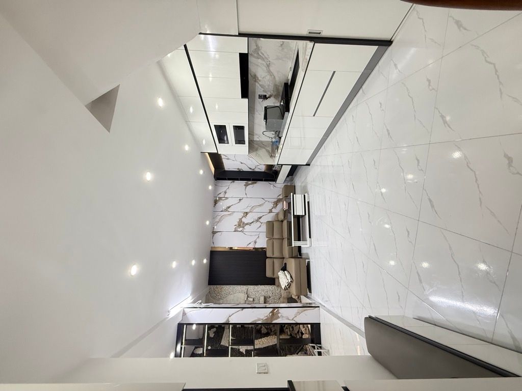 Bán nhà Trần Khát Chân - diện tích 36,3m2 5 tầng - Nhà đẹp ở luôn - giá 7,5 tỷ