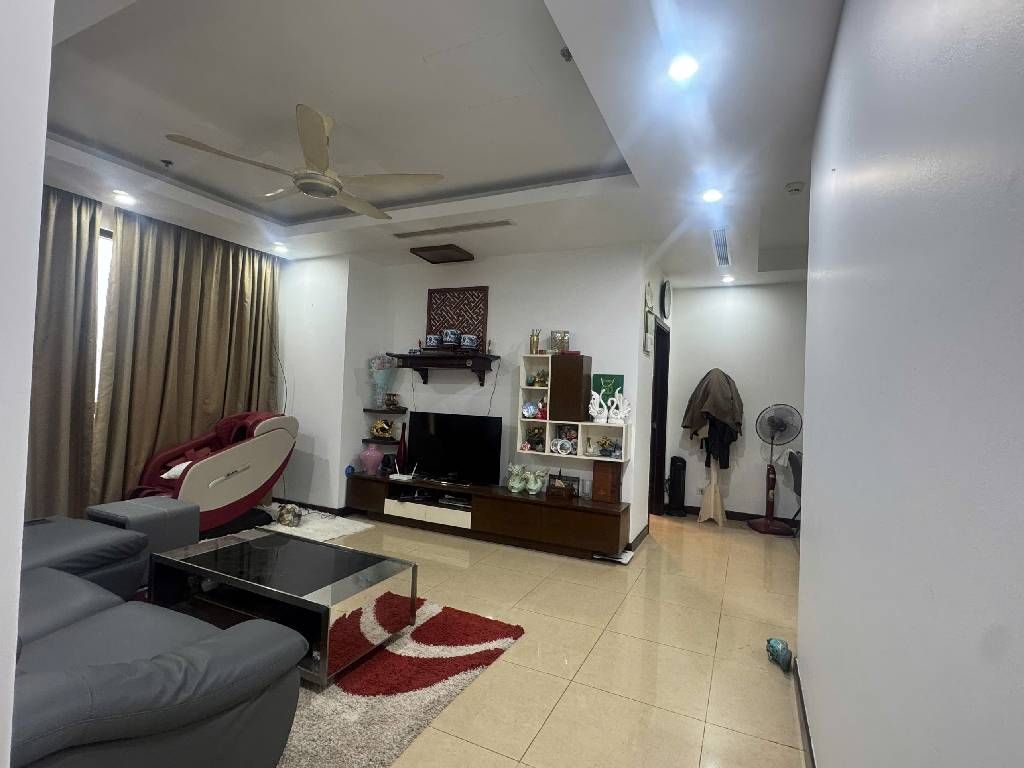 Bán nhà Nguyễn Trãi - diện tích 133.5m2 1 tầng - Lô góc 3 thoáng - giá 19 tỷ